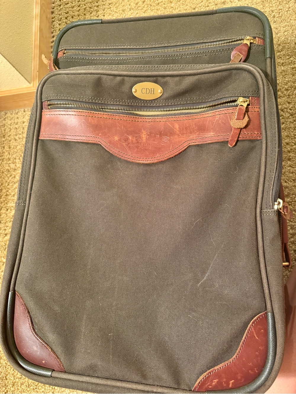 ORVIS Luggage Carry-On - Picture 3 of 8
